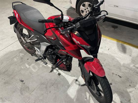 BAJAJ PULSAR N150 